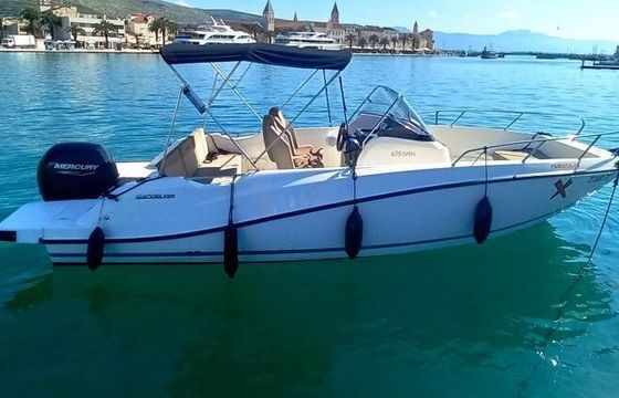 Motorboat Quicksilver Activ 675 Open 7.25m 150hp