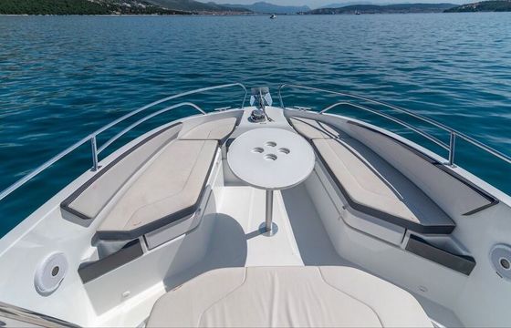 Motorboat BENETEAU Flyer 7.7 Spacedeck 250hp