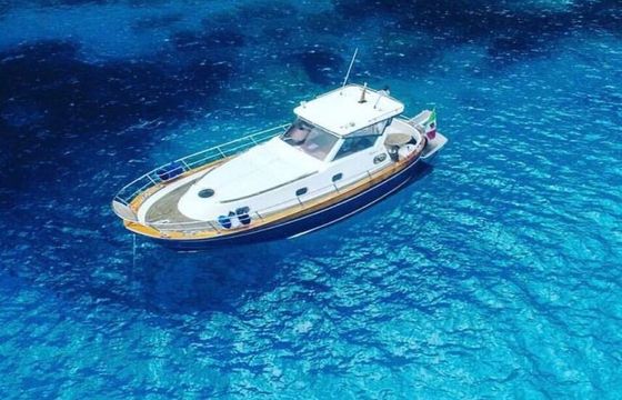 Motorboat Nautica Esposito Futura 38 Cabin 630hp