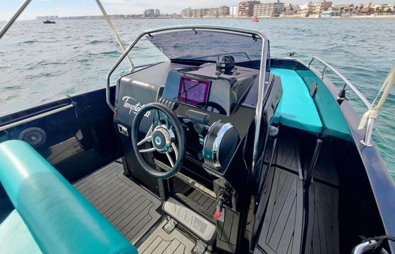 Motorboat Nuva M6 Open 115hp