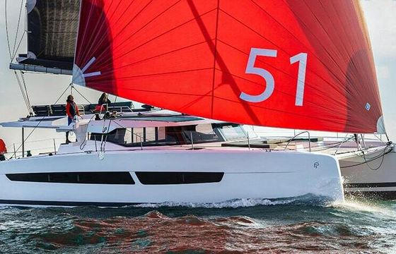 Catamaran Fountaine Pajot Aura 51 16m