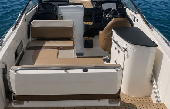 Motorboat Quicksilver Activ 755 Cruiser 225hp