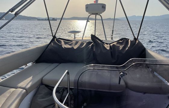 Motor yacht Beneteau Monte Carlo 47 900hp