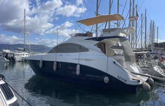 Motor yacht Beneteau Monte Carlo 47 900hp