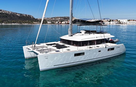 Catamaran Lagoon 560 S2 17.07m