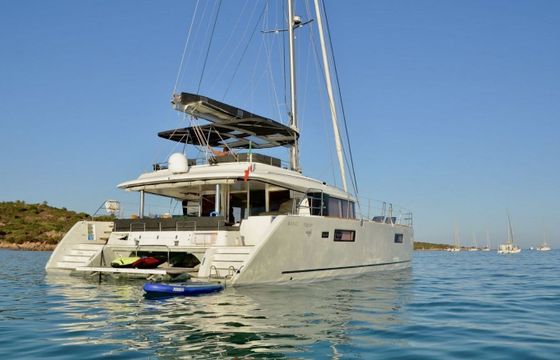 Catamaran Lagoon 560 S2 17.07m