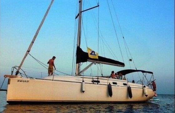 Sailboat Ronautica Roo 400 12m