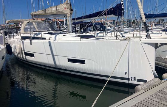 Sailboat Dufour Dufour 390 9.99m