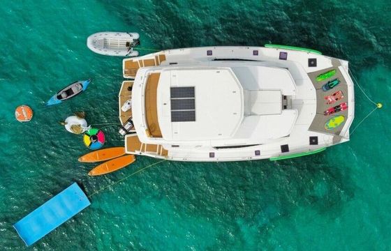 Motorboat Robertson &amp; Caine Léopard 51FT 740hp