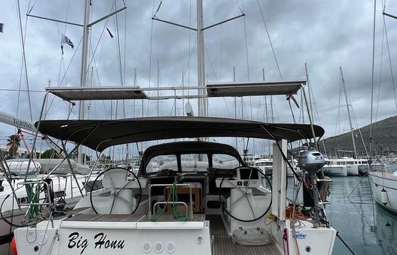 Sailboat Dufour 520 GL 15m