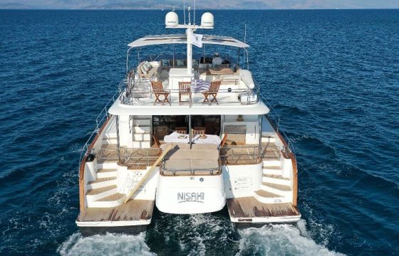 Motor yacht Fontaine Pajot Queensland 55