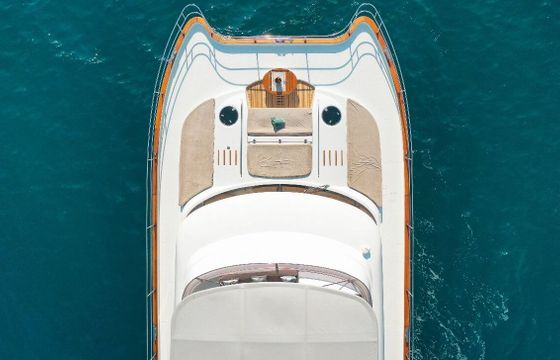 Motor yacht Fontaine Pajot Queensland 55