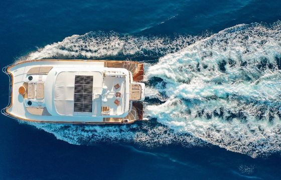 Motor yacht Fontaine Pajot Queensland 55