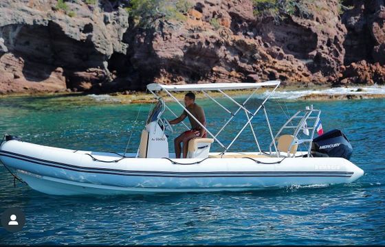 RIB Bombard Bombard Sunrider 700 200hp