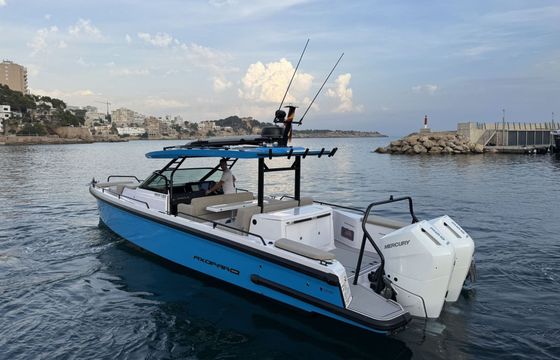 Motorboat Axopar 37 700hp