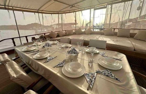 Gulet Stylish Traditional  ( Fatoş Xc ) 100 Ft Luxury Bodrum Gulet 30m