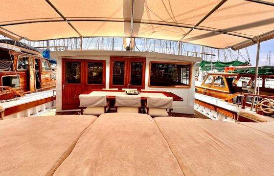 Gulet Stylish Traditional  ( Fatoş Xc ) 100 Ft Luxury Bodrum Gulet 30m