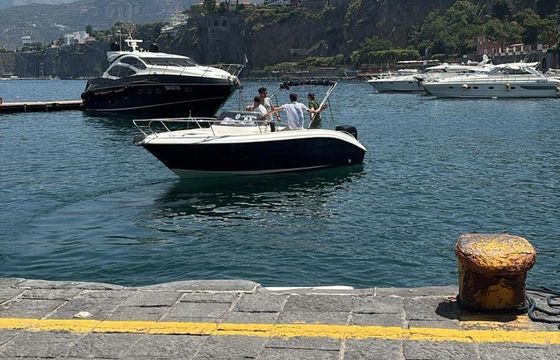 Motorboat Eolo open cabinato 150hp