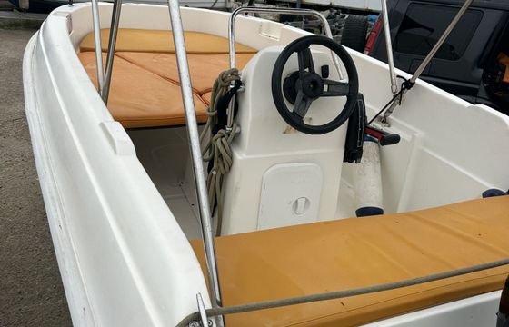 Boat without licence  Compass 400GT 15hp