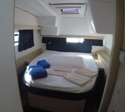 Catamaran Fountaine Pajot Lucia 40 11.73m
