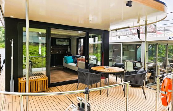 Houseboat Nautilus Hausboote Vagabund 43 m.Kamin+Sauna - führerscheinpflichtig