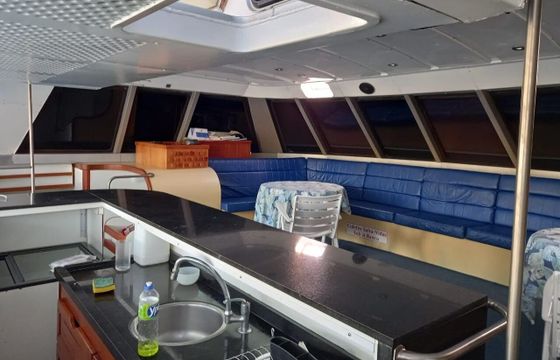 Catamaran Beneteau Patrol 690 16.5m