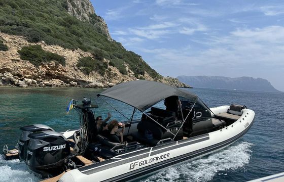Motorboat BRIG Eagle 10 700hp