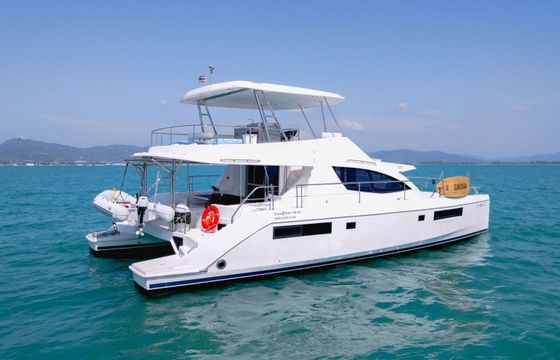 Motorboat Leopard 51