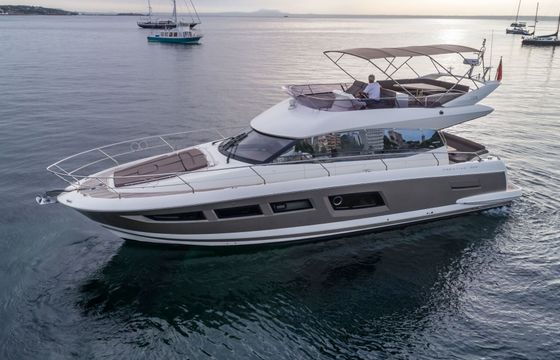 Motor yacht Prestige 500 870hp