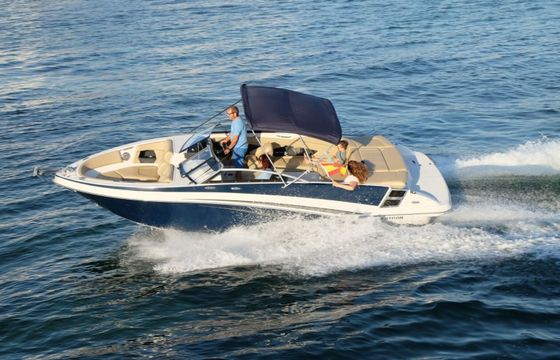Motorboat Glastron GT 245 300hp