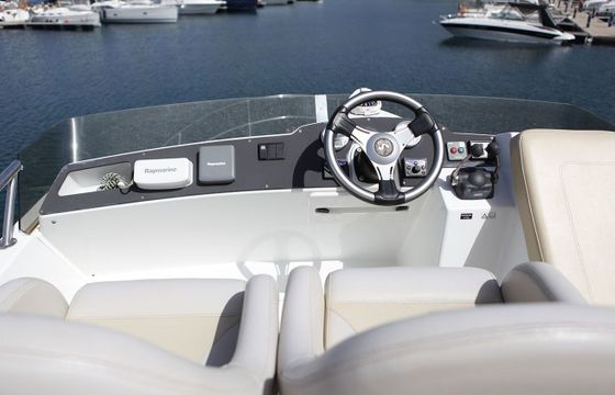 Motorboat Beneteau Antares 980 450hp