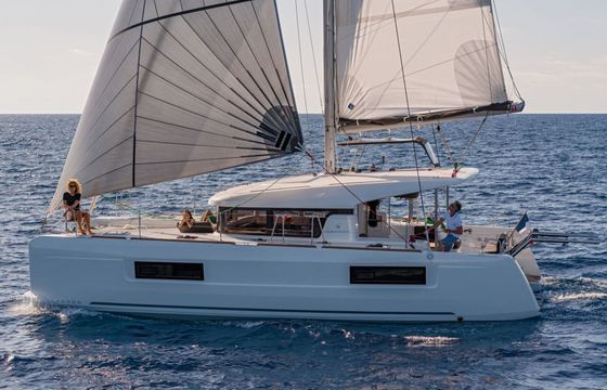 Catamaran Lagoon 40 11m