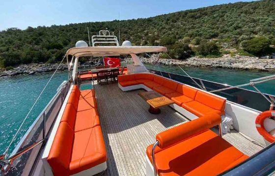 Motor yacht custom made 2008/2015 150hp