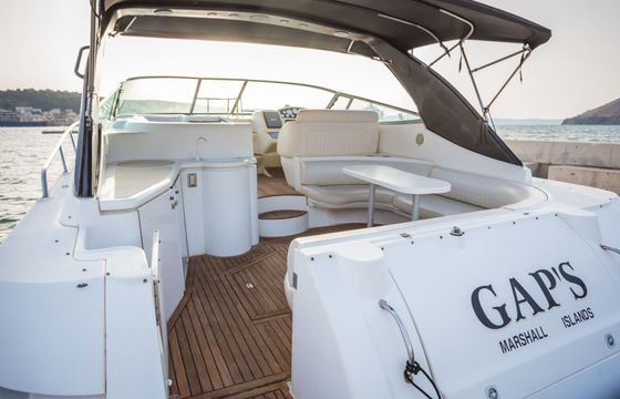 Motor yacht Cruisers Renovated  2023 852hp