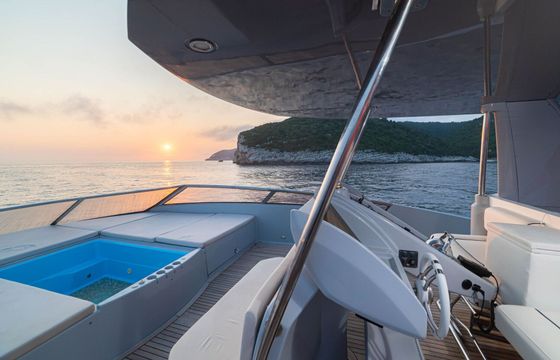 Motorboat Royal Denship Royal Denship 1800hp