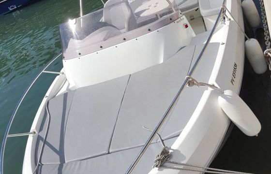 Motorboat BENETEAU Flyer 650 sundeck 150hp