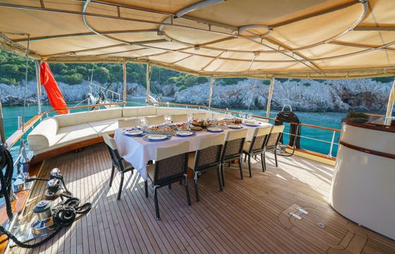 Gulet Custom built gulet with a capacity of 12 Ketch 28m