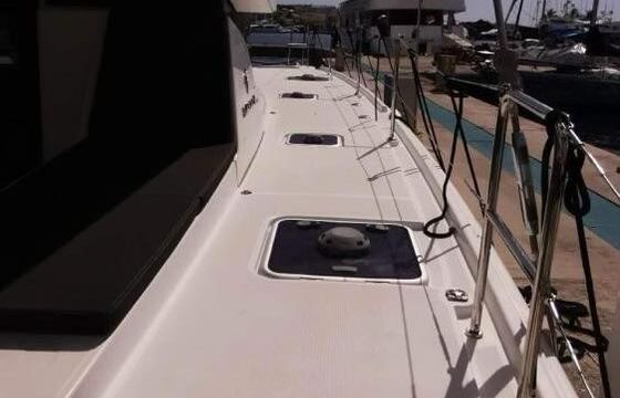 Catamaran Lagoon 42 13m