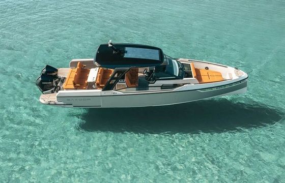 Motorboat saxdor 320gto 500hp