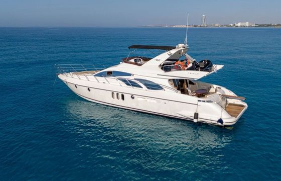 Motorboat Azimut 62 2300hp