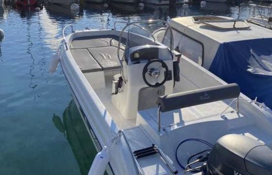 Motorboat Karel 480 Open 40hp