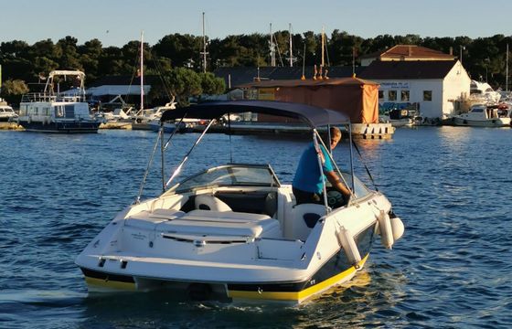 Motorboat REGAL 2000 240hp