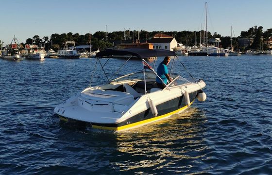 Motorboat REGAL 2000 240hp