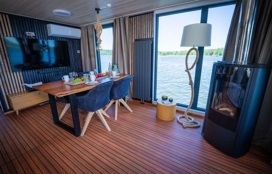 Houseboat WOMA D13