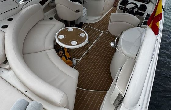 Motorboat Sea Ray 290 520hp