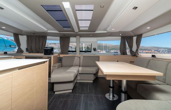 Catamaran Fountaine Pajot Fountaine Pajot Aura 51 15m