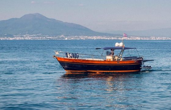 Motorboat Futura 38 Open 630hp