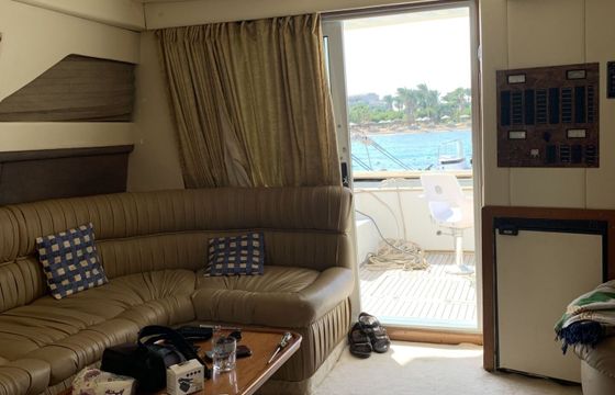 Motor yacht Birchwood boats 44 Motor Yacht 350hp