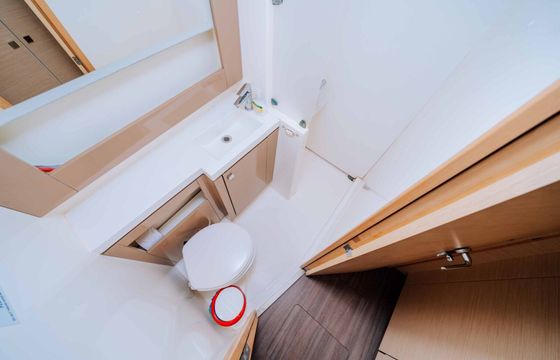 Catamaran Fountaine Pajot Helia 44 Evolution 13.3m