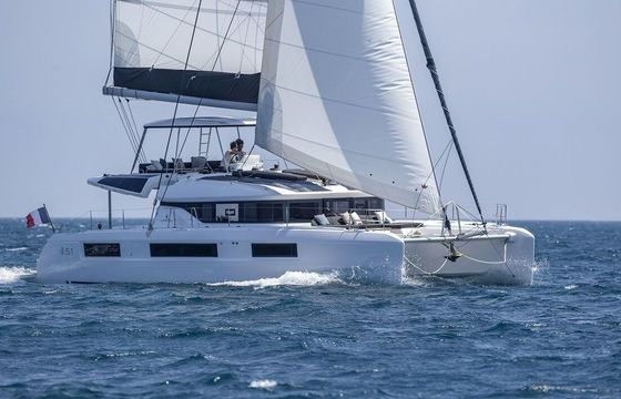Catamaran Lagoon-Bénéteau Lagoon 51 - 6 + 1 cab. 15m